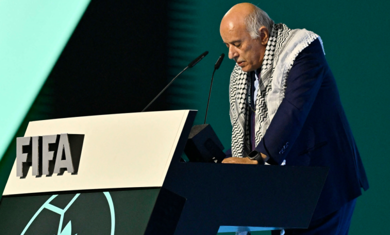 الرجوب أمام كونغرس الفيفا: لم نطلب سوى تطبيق القوانين وملفنا الآن أمام محكمة التحكيم الرياضي الرجوب أمام كونغرس الفيفا: لم نطلب سوى تطبيق القوانين وملفنا الآن أمام محكمة التحكيم الرياضي