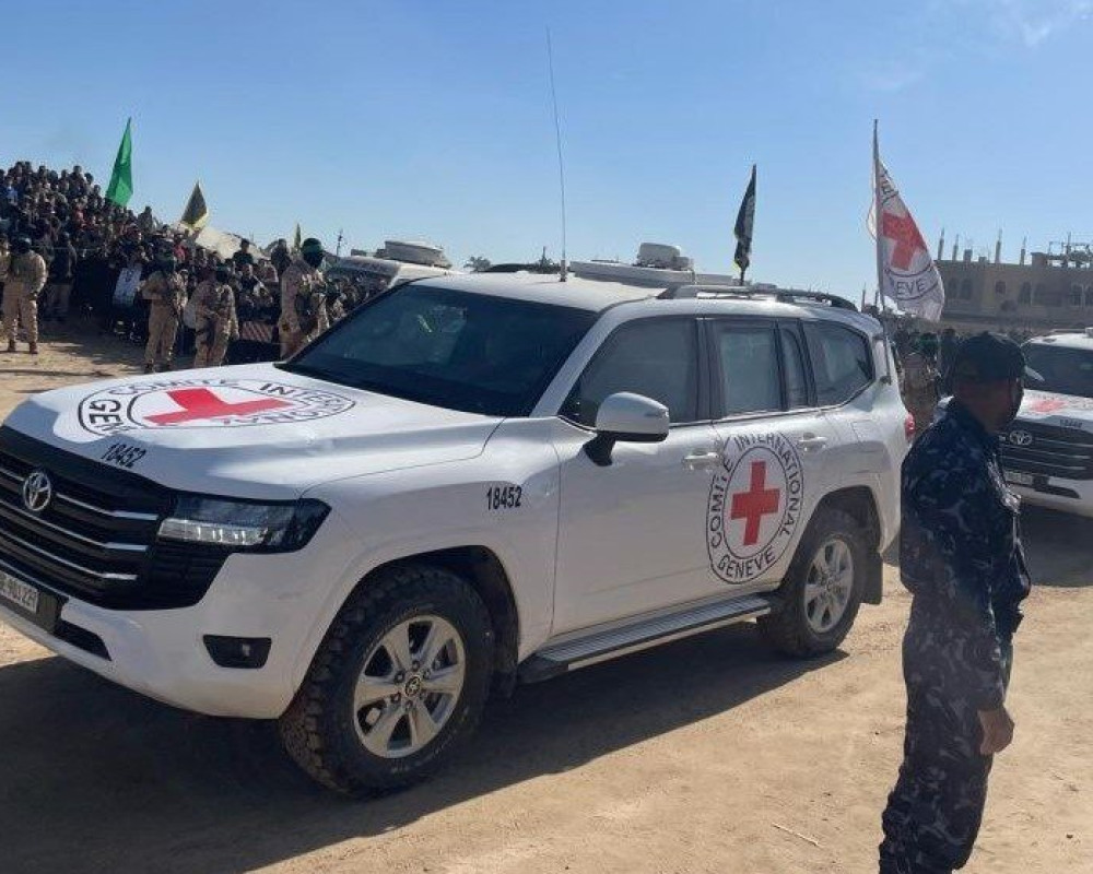 هيئة الأسرى ونادي الأسير: استهداف الصليب الأحمر يكرّس ويمنح جرائم الاحتلال بحق الأسرى حصانة إضافية هيئة الأسرى ونادي الأسير: استهداف الصليب الأحمر يكرّس ويمنح جرائم الاحتلال بحق الأسرى حصانة إضافية
