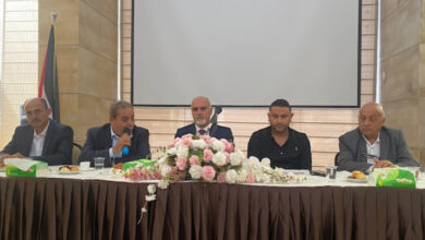 خلال لقاء بغرفة التجارية :  سليمية يسلم الحوالات المالية للمزارعين الشباب في إطار مشروع الوظائف الخضراء