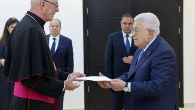 الرئيس يتقبل أوراق اعتماد ممثل البعثة البابوية في القدس