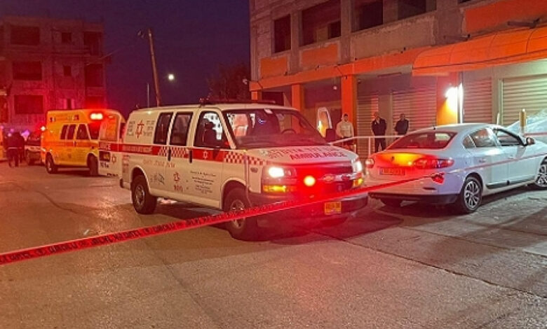 مقتل شاب عربي بتفجير مركبة قرب حيفا والشرطة تحقق بشبهة جريمة قتل