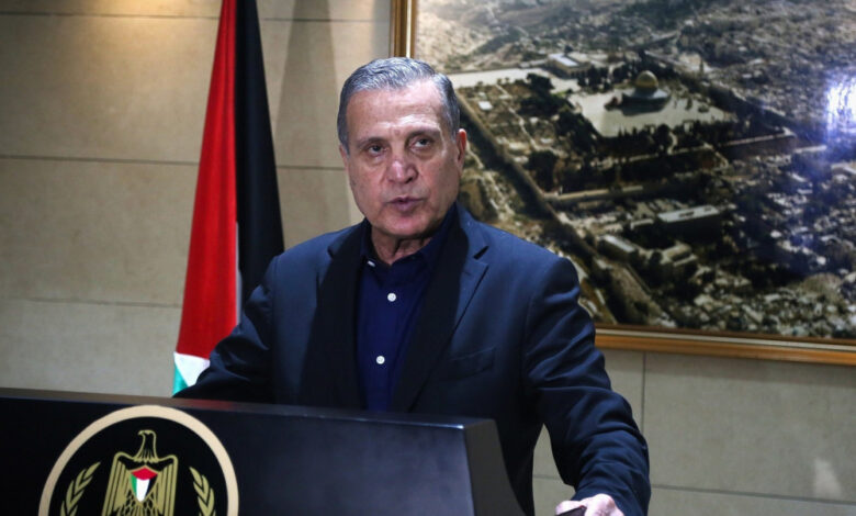 أبو ردينة: إرهاب المستوطنين في الضفة وحرب الإبادة سيبقيان المنطقة على حافة الهاوية أبو ردينة: إرهاب المستوطنين في الضفة وحرب الإبادة سيبقيان المنطقة على حافة الهاوية