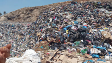 الاحتلال يعتقل سائق شاحنات جمع النفايات وعدد من عمال مكب الخنيدق في بيت عنان شال القدس