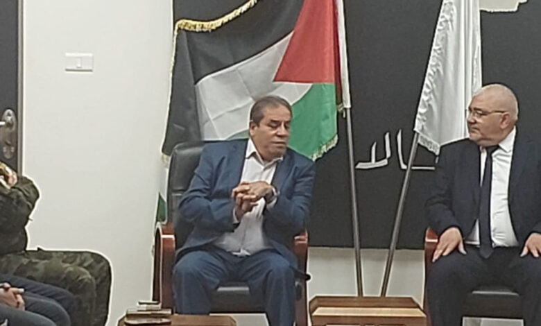 برئاسة المحافظ : وفد قيادة الاجهزة الامنية ببيت لحم يزور بلدية بيت جالا ويؤكد تعزيز الشراكة والتعاون لخدمة المدينة برئاسة المحافظ : وفد قيادة الاجهزة الامنية ببيت لحم يزور بلدية بيت جالا ويؤكد تعزيز الشراكة والتعاون لخدمة المدينة