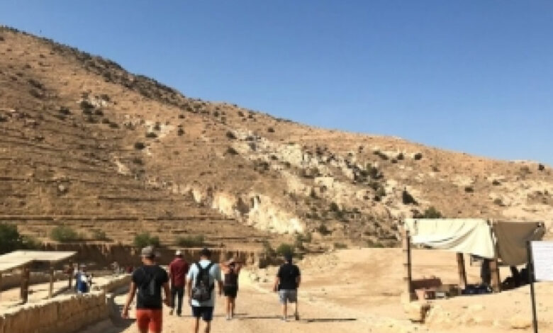 وزارة السياحة الفلسطينية تُدرج 12 موقعًا جديدًا على القائمة التمهيدية للتراث العالمي في اليونسكو وزارة السياحة الفلسطينية تُدرج 12 موقعًا جديدًا على القائمة التمهيدية للتراث العالمي في اليونسكو