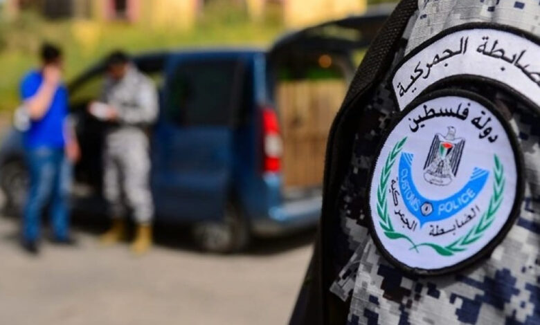 الضابطة الجمركية: الألعاب النارية تهدد فرحة الثانوية العامة وسلامة المواطنين الضابطة الجمركية: الألعاب النارية تهدد فرحة الثانوية العامة وسلامة المواطنين